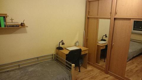 Miejsce w pokoju dwusosobowym dla dziewczyny w świetnej lokalizacji