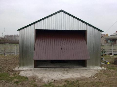 Garaż blaszany. Dostawa i montaż