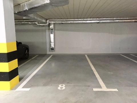 Podziemne miejsce postojowe przy ul. Komuny Paryskiej