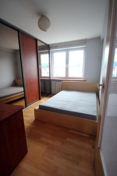 Room for rent on the Kazimierza Wielkiego street (Great Location!)