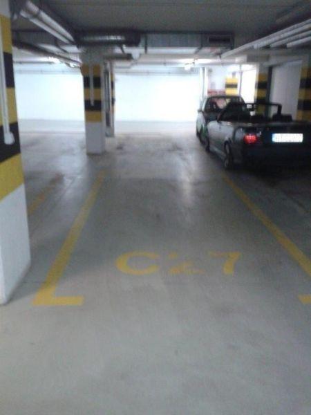 Sprzedam miejsce parkingowe w garażu podziemnym - Bluszczańska - bezpośrednio, garaż, parking