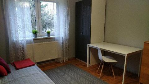 Karłowice- pokój w mieszkaniu willowym ul. Chrzanowskiego