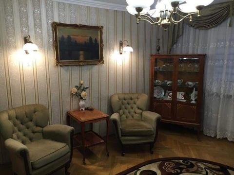 Trzypokojowe, Śródmieście, Chmielna