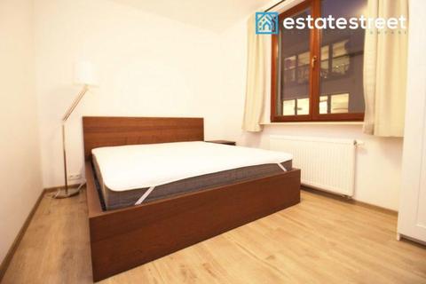 One bedroom, ulica Krótka-Krzywa