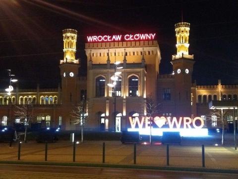 Wynajem apartamentów przy PKP na krótki termin we Wrocławiu - już od 60 zł od osoby/noc