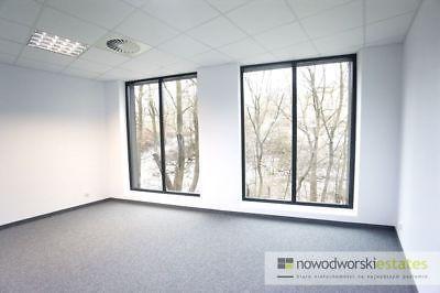 Wykończona powierzchnia biurowa 38 m2, kameralny biurowiec - ul.Wielicka