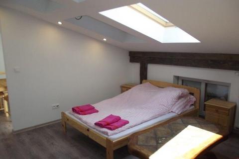 Plac Wolnica, Kazimierz- okazja!