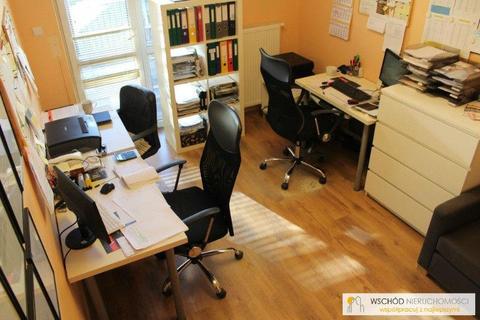 ul. Bronowicka, 15m2, parking, kuchnia osobna, poczekalnia dla klientów