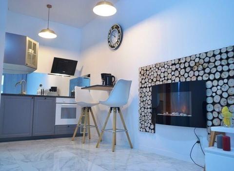 APARTAMENT BLISKO RYNKU I GALERII DOMINIKAŃSKIEJ # DWA MIEJSCA POSTOJOWE # LUKSUS