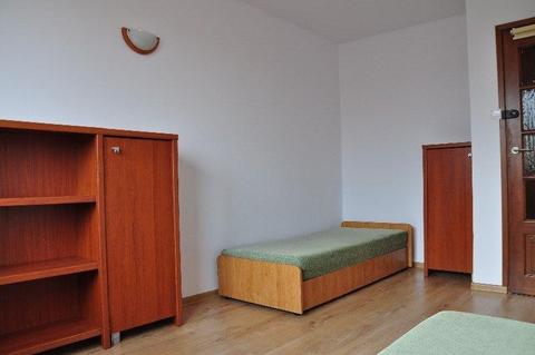 Pokój w mieszkaniu dwupokojowym KROWODRZA - AZORY