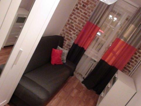 1 miejsce w pokoju 2 os.dla Kobiety \PANI-Plac Solny\\ place at the room for LADY