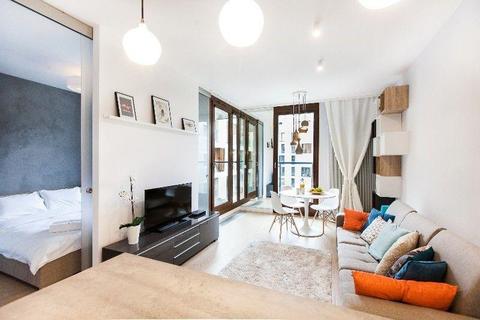 Nowoczesny Apartament dla 4 osób - 19. Dzielnica!