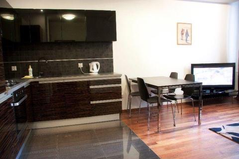 Przestronny i nowoczesny Apartament na ulicy Wilczej - ścisłe centrum!