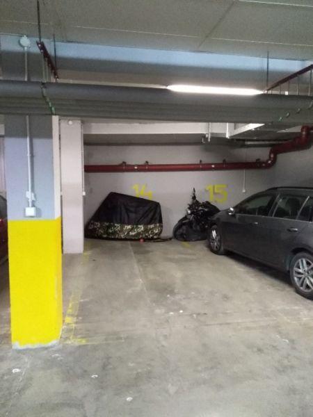 Sprzedam miejsce postojowe przy ulicy Arabskiej 5