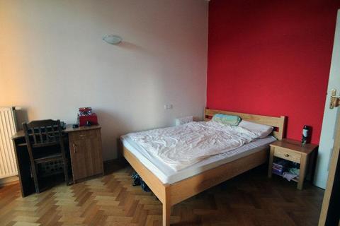 Room for rent on the Starowiślna street (Old Town - Great Location!)