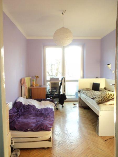 miejsce w pokoju dwuosobowym w centrum