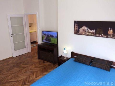 Apartament z rekomendacjami portalu Nocowanie.pl w centrum-2 pokoje w centrum miasta