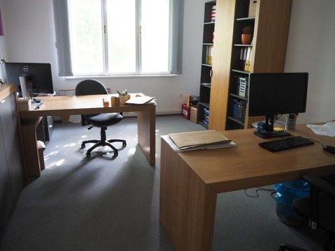 Ogłoszenie - Podnajmę 2 pokoje (lub 1 pokój) w biurze w centrum Krakowa (przy ulicy Wenecja)