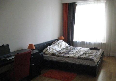 Apartament z loggią i garażem, Śródmieście