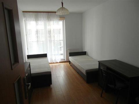 Wynajmę pokój dwuosobowy w mieszkaniu trzypokojowym przy ul.Prądzyńskiego