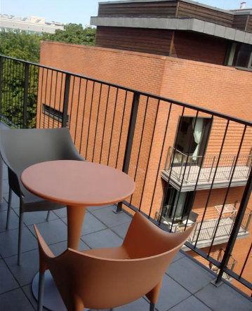 Stare Miasto 2 pok 40 m idealne inwestycyjnie, nowoczesny apartamentowiec