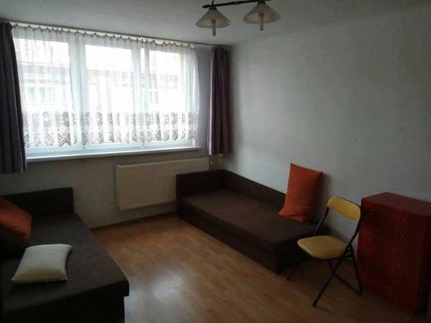 Pokój w mieszkaniu przy ul. Makowskiego (Azory/Krowodrza Górka). Dostępny od teraz