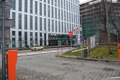 Miejsce postojowe w garażu podziemnym obok Quattro Business Park