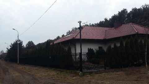 Działka z prawem zabudowy o pow. 1500 m2,Hornówek