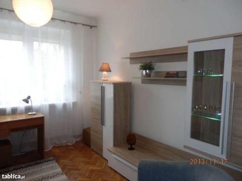 Pokój do wynajęcia- świetna lokalizacja! / Room for rent in great location!