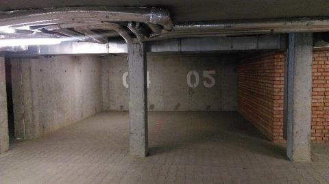 Garaż Miejsce postojowe Kurdwanów Halszki 34