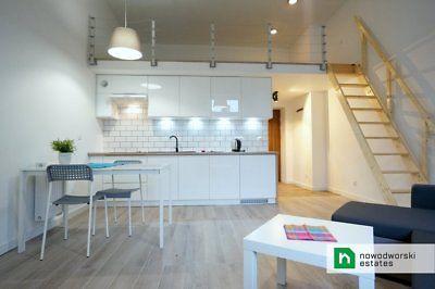 Nowoczesne studio w odrestaurowanej XIX w. kamienicy