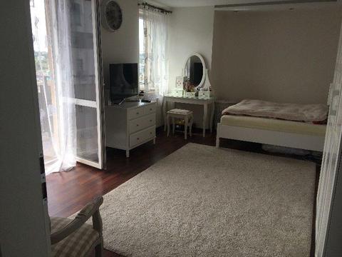Ruczaj!! piekny pokoj do wynajecia z balkonem dla jednej osoby lub pary