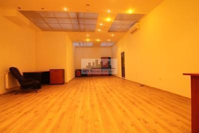 Lokale: 23m, 57m, 74m (najem w 4 zestawieniach)