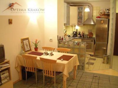 2 pok/47m2/balkon/P. Czerwony / Kwartowa/2003