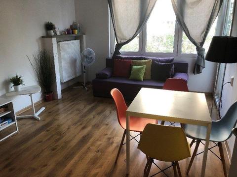 Bezpośrednio Centrum 2 pokoje Super lokalizacja Metro Ratusz Wysoki standard Meble +AGD+TV