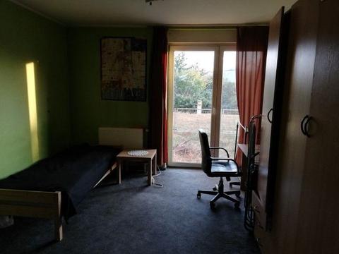 Miejsce w pokoju dwuosobowym na ulicy Mikołaja Reja 87