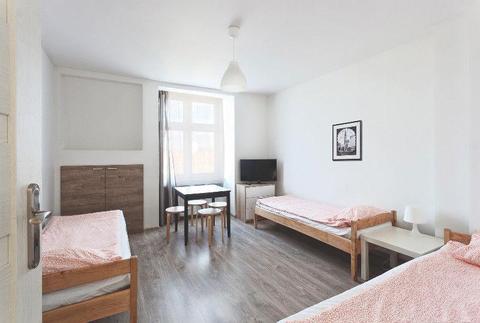 Apartament dla Firm i Turystów Centrum 3-pokoje dla max 11 os