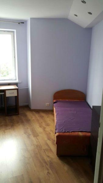 Pokój dla studentki RUCZAJ Kobierzyńska 96 - 5 minut do Kampusu UJ, 10-15 min do Centrum