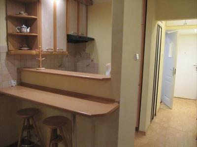 Metro CENTRUM- ul.CHMIELNA-2 pok- 2200zł