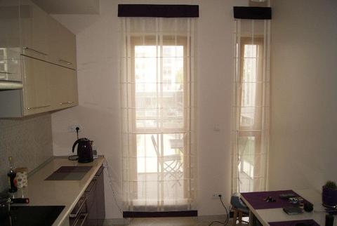 Pokój wysoki standard w nowoczesnym mieszkaniu na Mokotowie w pobliżu Metra Wilanowska i Służew
