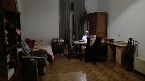 Miejsce w pokoju przy placu inwalidów