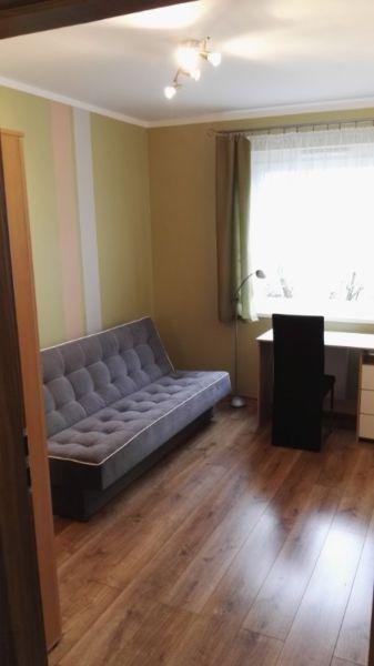 Jednoosobowy pokój dla kobiety na Stabłowicach