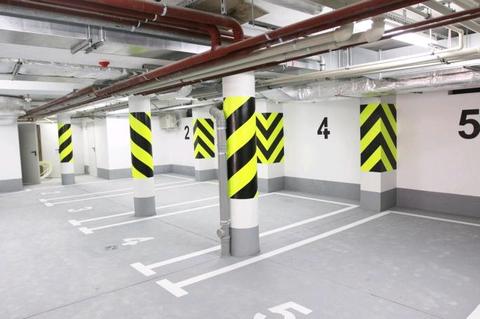 Lubostroń 21 miejsce postojowe w garażu podziemnym