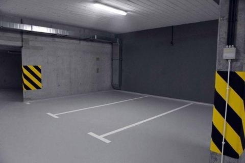 Miejsce parkingowe LEMA 24 Garaż podziemny