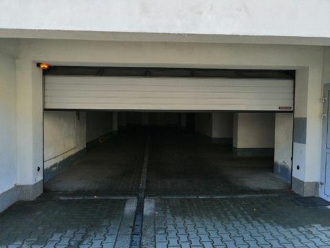 Sprzedam miejsce postojowe w garażu podziemnym Borkowska 27B/27C