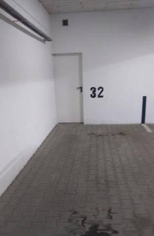 miejsce postojowe w garazu podziemnym, bobrzyńskie