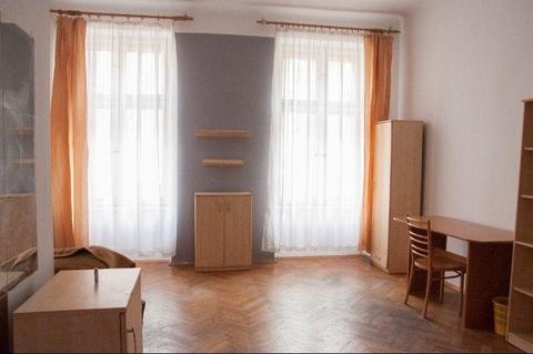 pokój do wynajęcia w centrum / room for rent in the city center