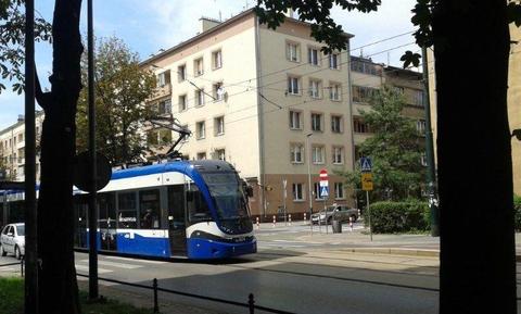 Miejsce w pokoju dwuosobowym dla studentki wynajmę- Kraków, Krowodrza, Królewska, Urzędnicza, Lea