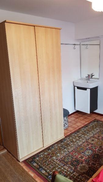Dwa pokoje z kuchnią i łazienką 600zł/1osobowy a 2 osobowy 500zł Lipska/Saska