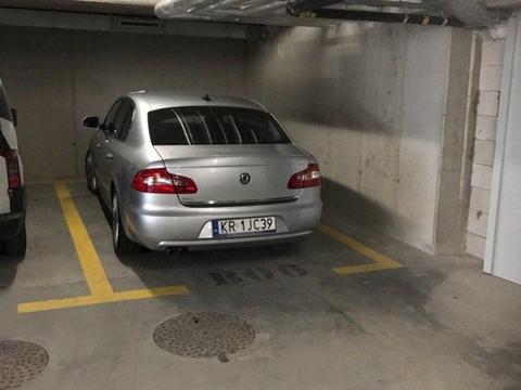 Wynajmę miejsce w garażu podziemnym